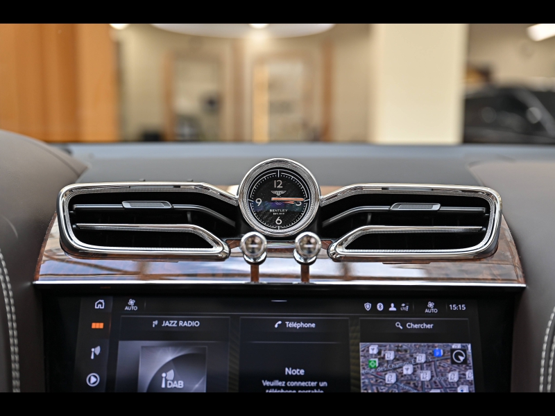 Voitures occasions BENTLEY Bentayga Base Paris