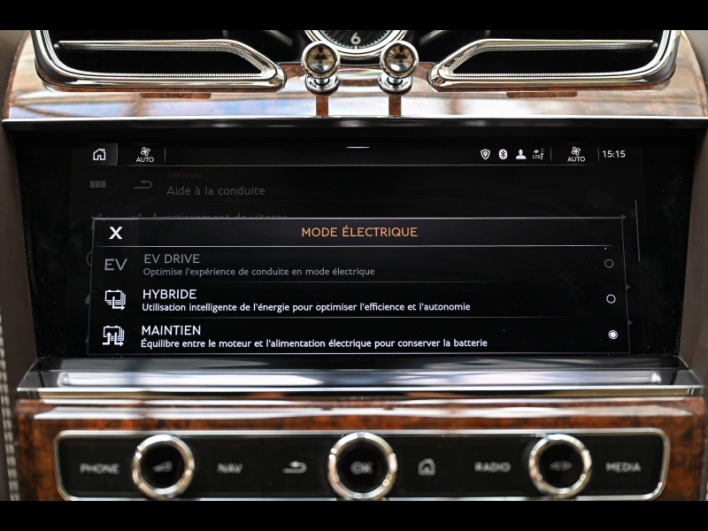 Voitures occasions BENTLEY Bentayga Base Paris