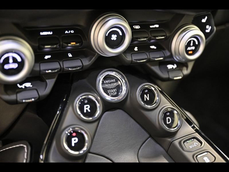 Voitures occasions ASTON MARTIN V8 Vantage Coupé Paris