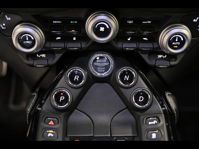 Voitures occasions ASTON MARTIN V8 Vantage Coupé Paris