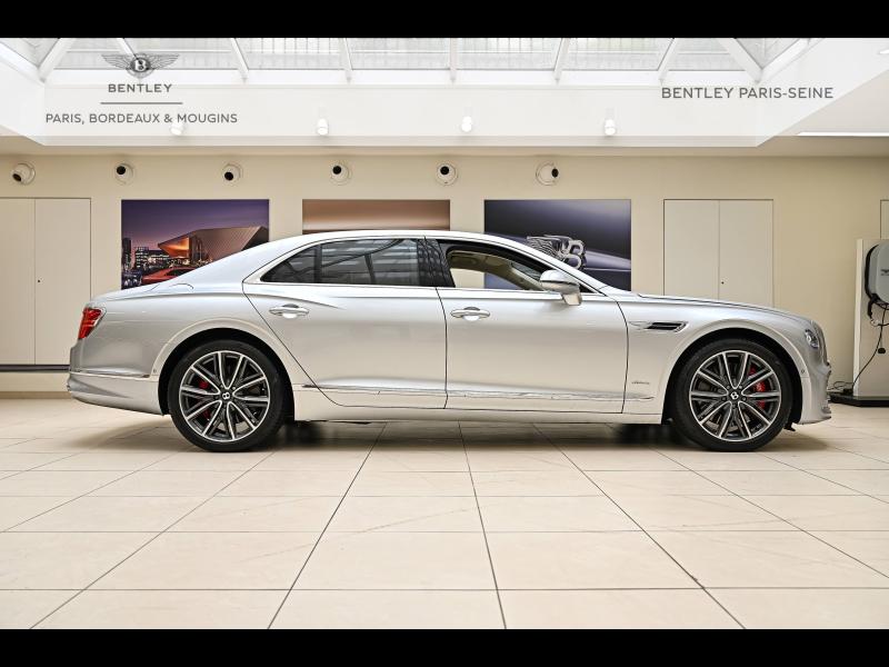 Voitures occasions BENTLEY Flying Spur Base Paris