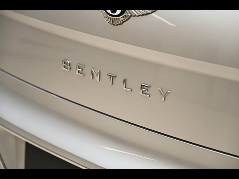Voitures occasions BENTLEY Flying Spur Base Paris