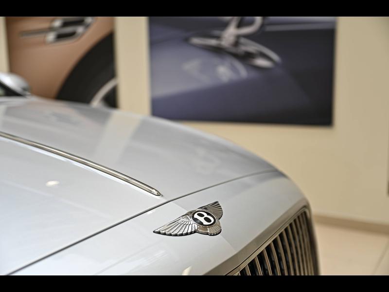 Voitures occasions BENTLEY Flying Spur Base Paris
