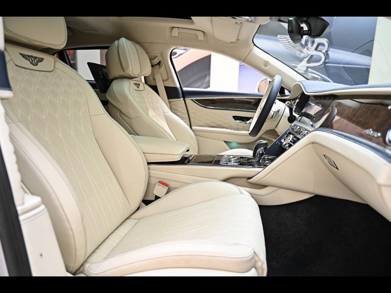 Voitures occasions BENTLEY Flying Spur Base Paris