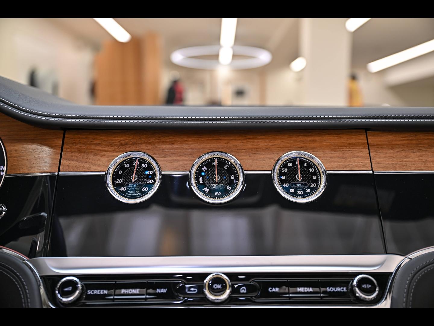 Voitures occasions BENTLEY Continental GTC Base Paris