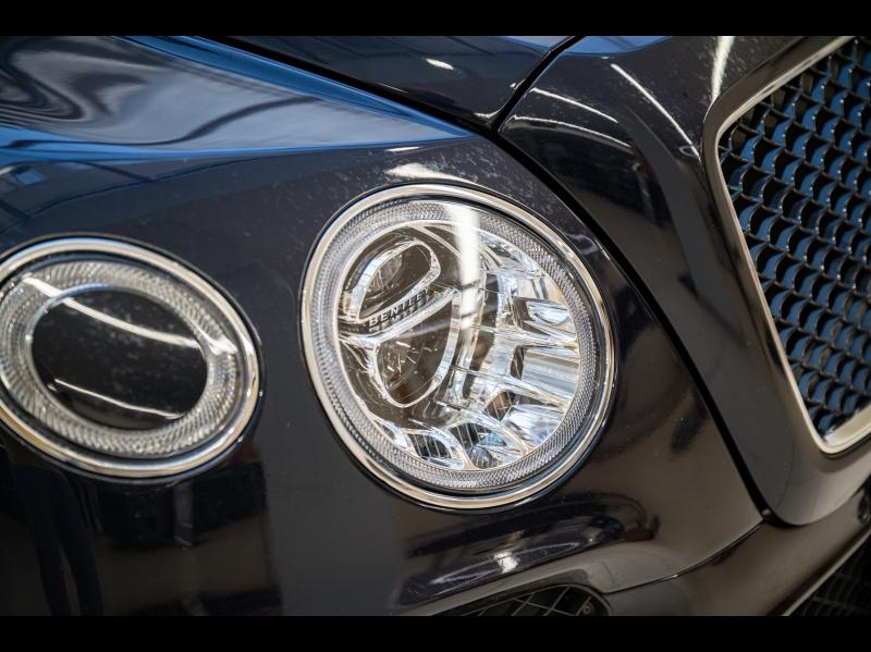 Voitures occasions BENTLEY Bentayga Base Paris