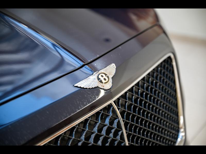 Voitures occasions BENTLEY Bentayga Base Paris