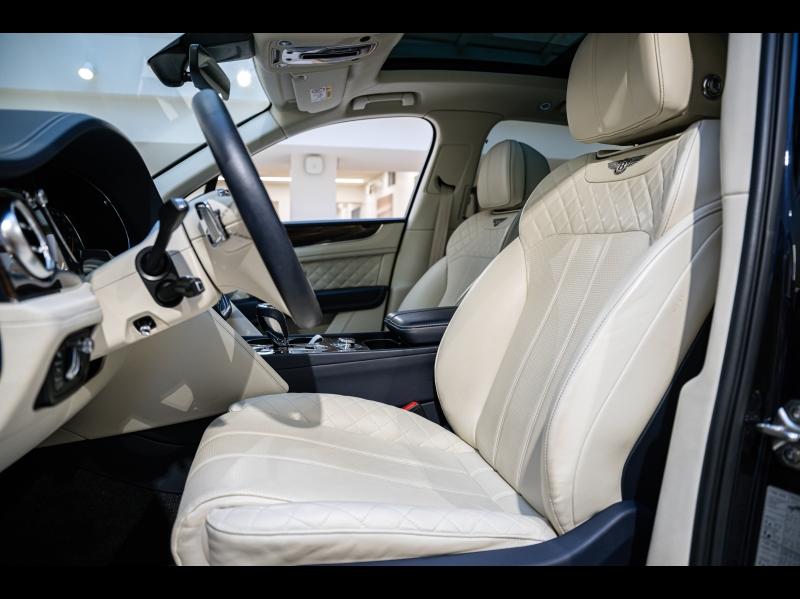 Voitures occasions BENTLEY Bentayga Base Paris