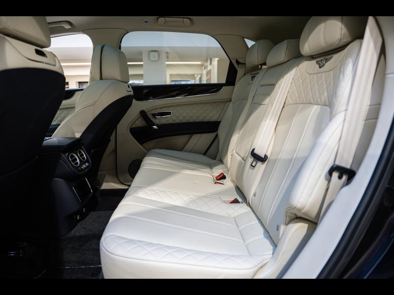 Voitures occasions BENTLEY Bentayga Base Paris