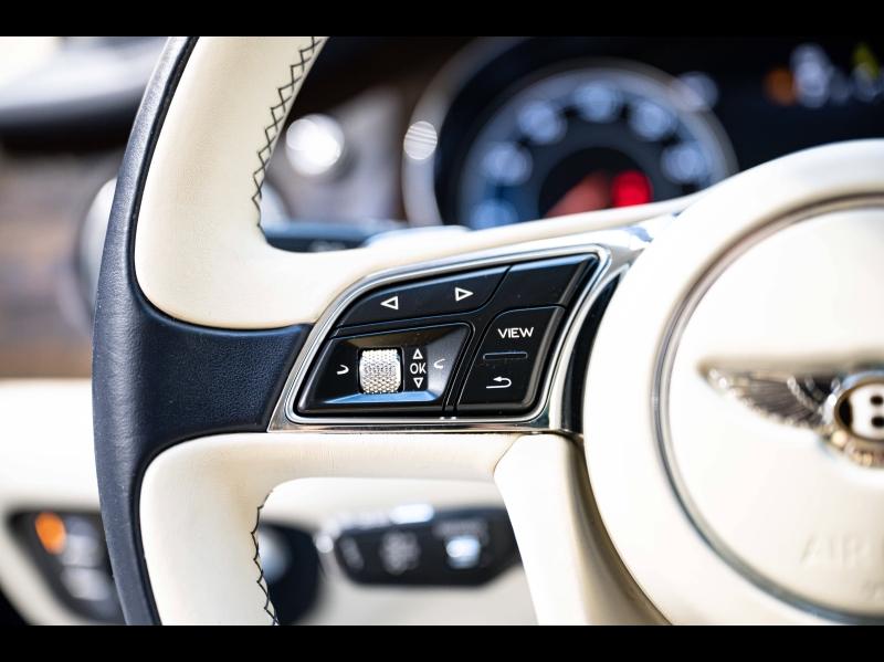 Voitures occasions BENTLEY Bentayga Base Paris