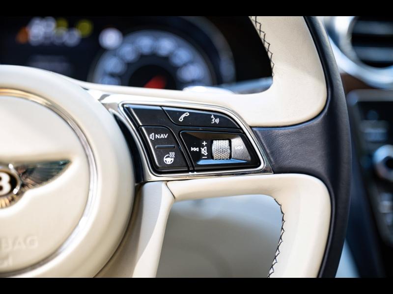 Voitures occasions BENTLEY Bentayga Base Paris