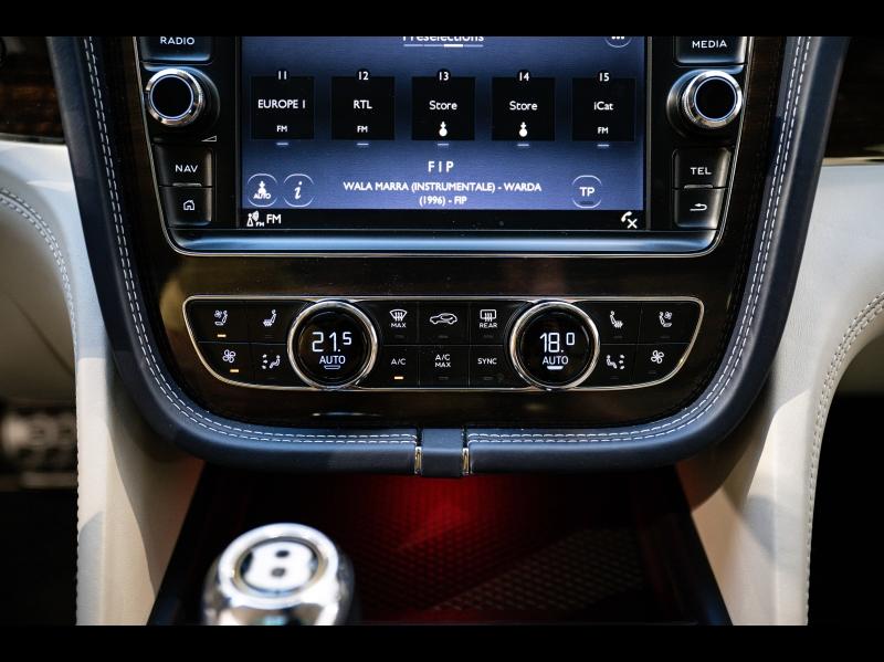 Voitures occasions BENTLEY Bentayga Base Paris