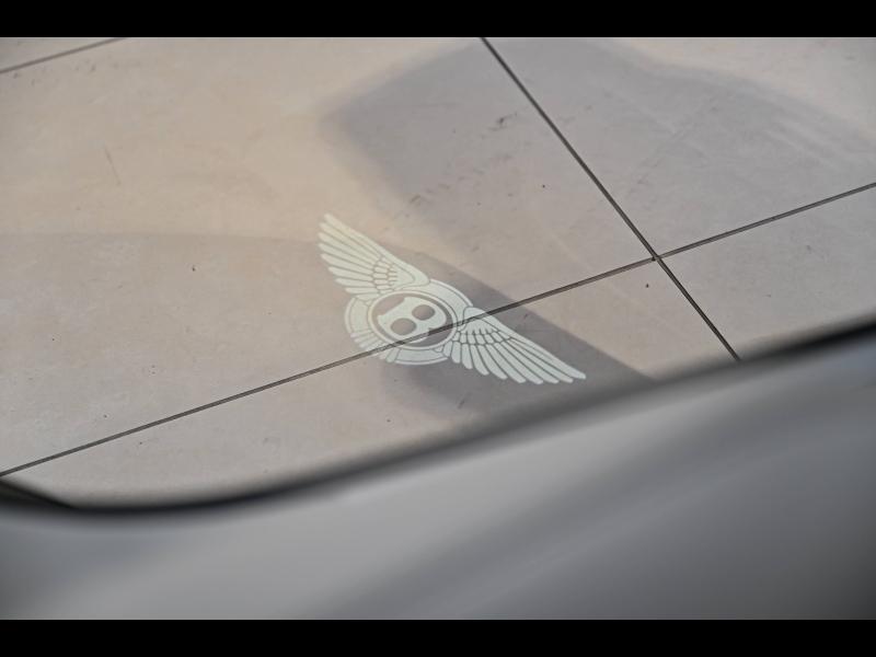 Voitures occasions BENTLEY Flying Spur Base Paris