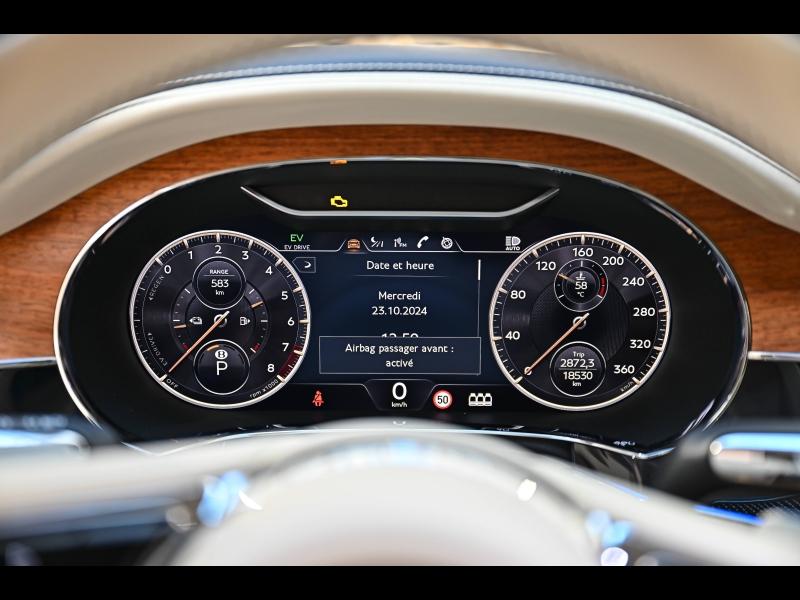 Voitures occasions BENTLEY Flying Spur Base Paris