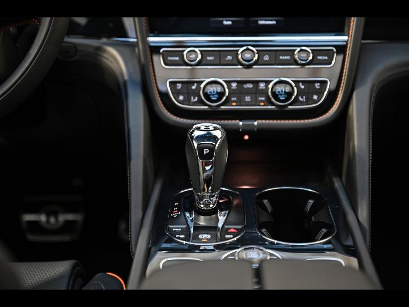 Voitures occasions BENTLEY Bentayga Base Paris
