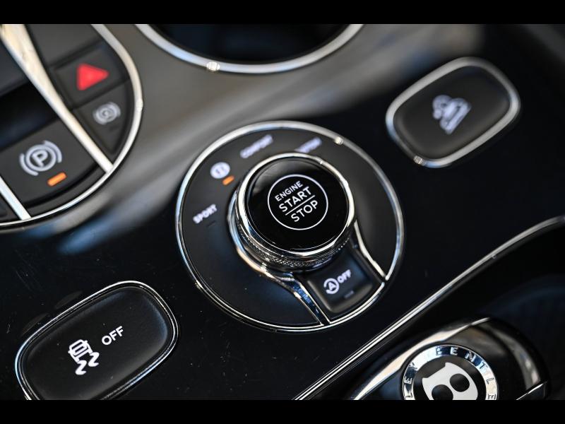 Voitures occasions BENTLEY Bentayga Base Paris