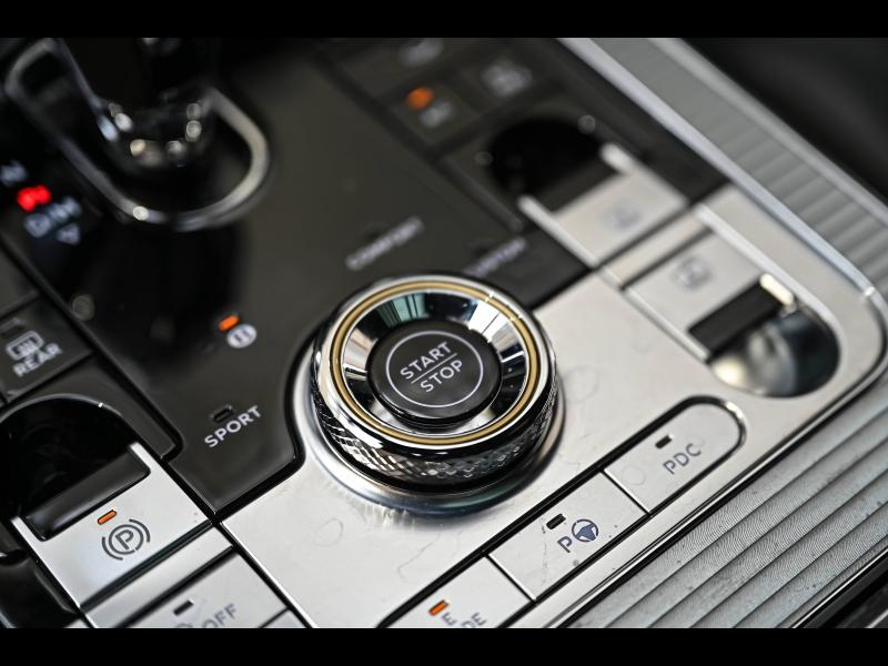 Voitures occasions BENTLEY Flying Spur Base Paris