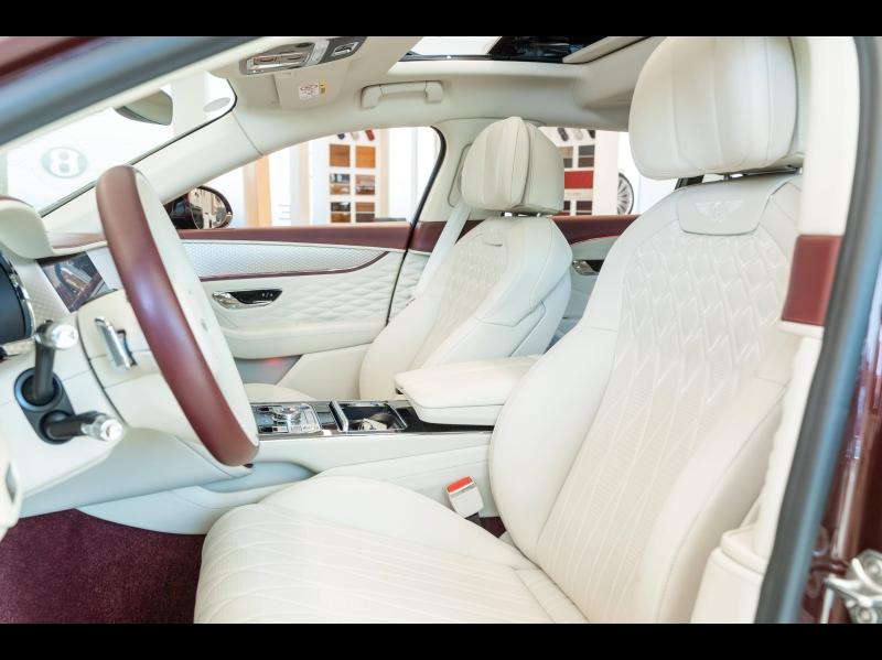 Voitures occasions BENTLEY Flying Spur Base Paris