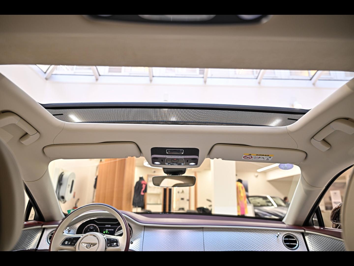 Voitures occasions BENTLEY Flying Spur Base Paris