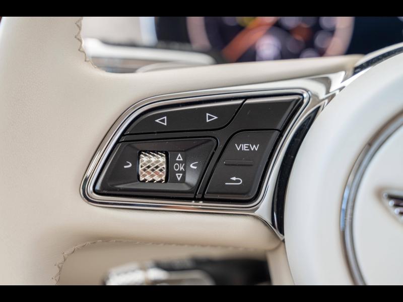 Voitures occasions BENTLEY Flying Spur Base Paris
