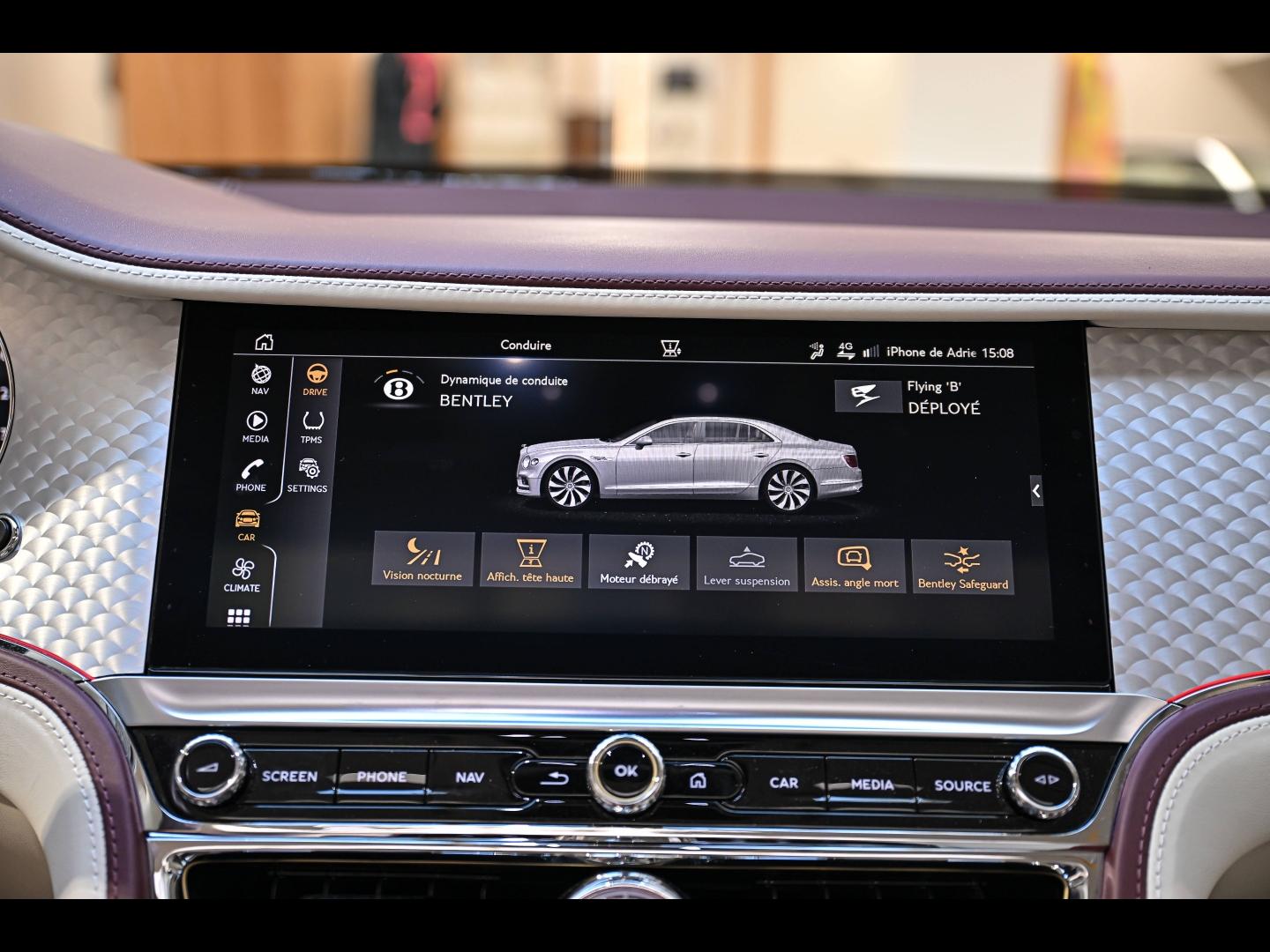Voitures occasions BENTLEY Flying Spur Base Paris