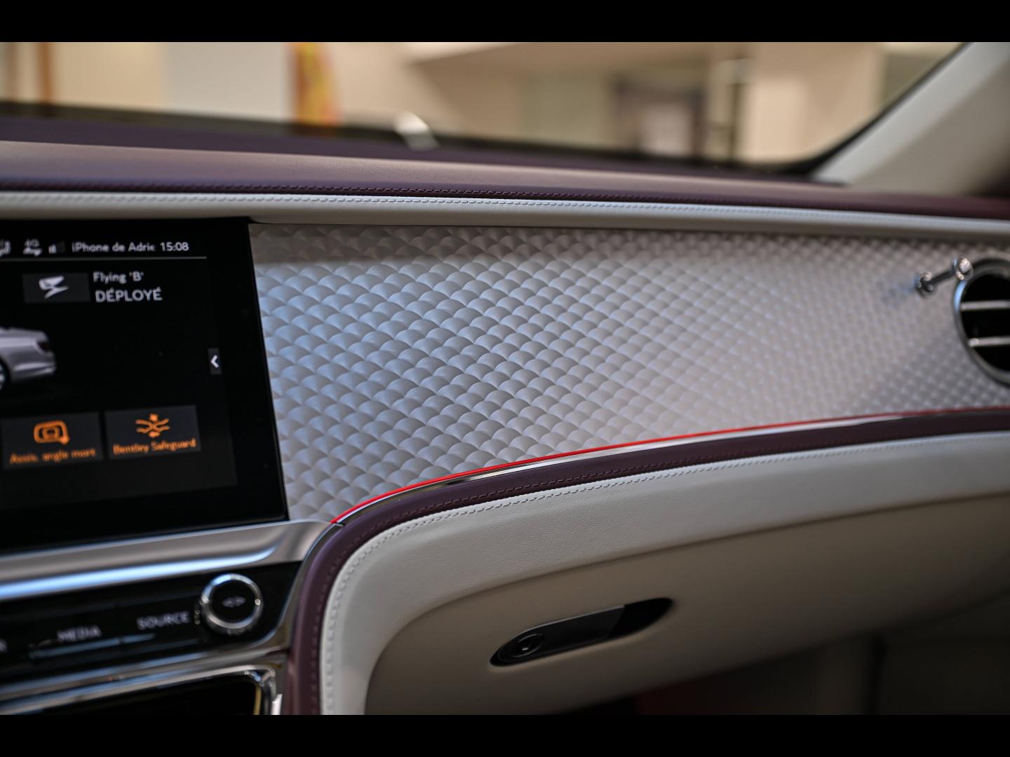 Voitures occasions BENTLEY Flying Spur Base Paris