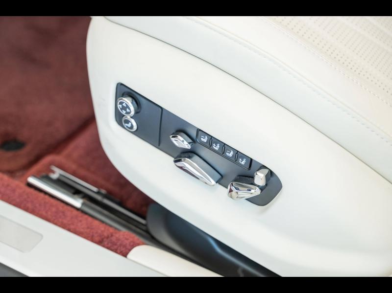 Voitures occasions BENTLEY Flying Spur Base Paris