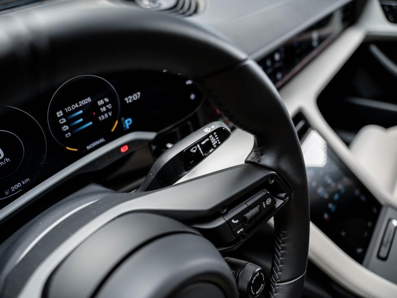 Voitures occasions PORSCHE Taycan Turbo Paris