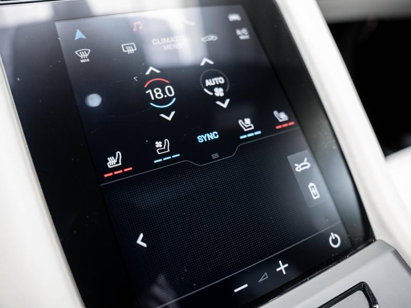 Voitures occasions PORSCHE Taycan Turbo Paris