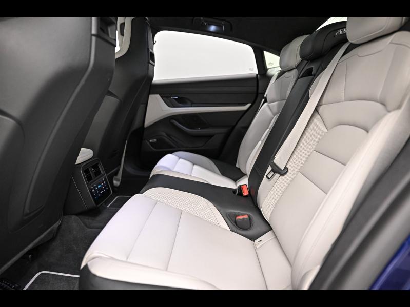 Voitures occasions PORSCHE Taycan Turbo Paris