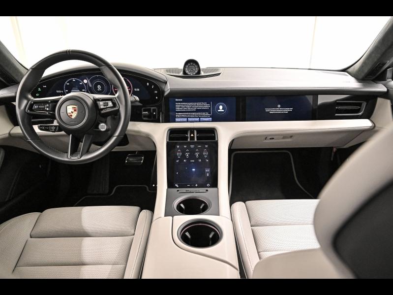 Voitures occasions PORSCHE Taycan Turbo Paris