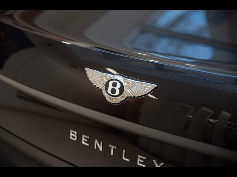 Voitures occasions BENTLEY Flying Spur Base Paris