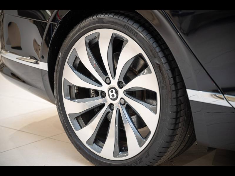 Voitures occasions BENTLEY Flying Spur Base Paris
