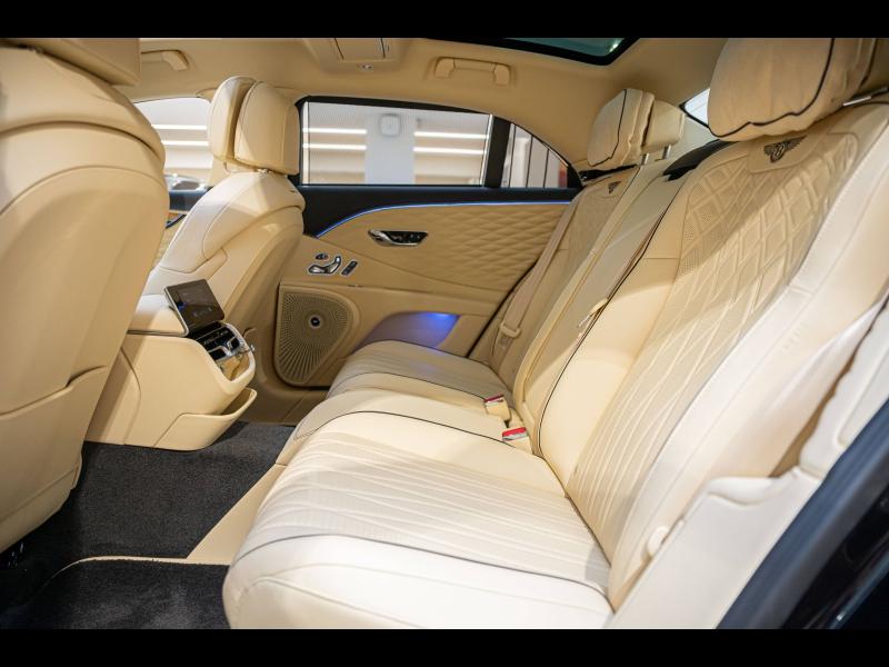 Voitures occasions BENTLEY Flying Spur Base Paris