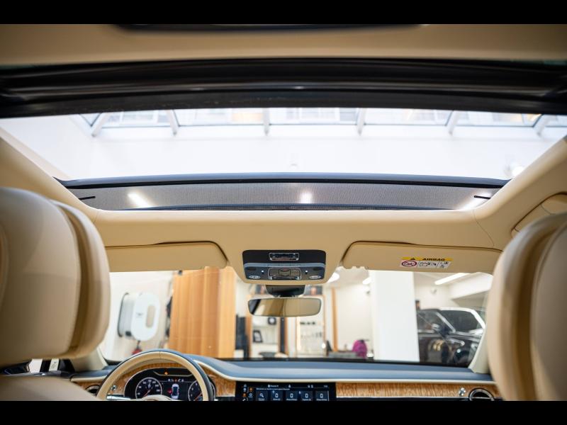 Voitures occasions BENTLEY Flying Spur Base Paris