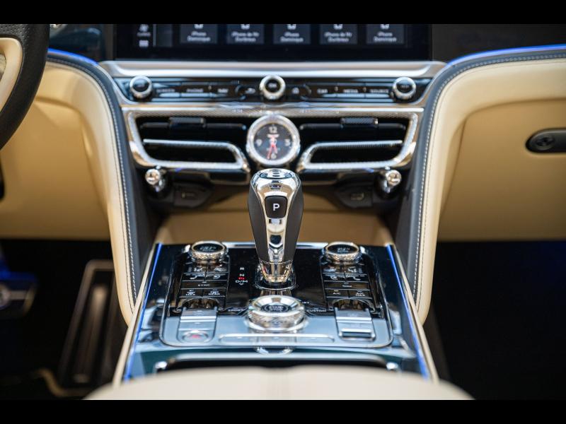 Voitures occasions BENTLEY Flying Spur Base Paris