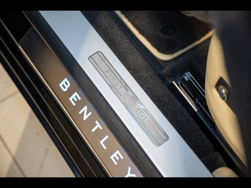Voitures occasions BENTLEY Flying Spur Base Paris