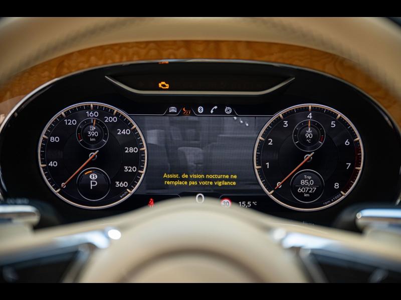 Voitures occasions BENTLEY Flying Spur Base Paris
