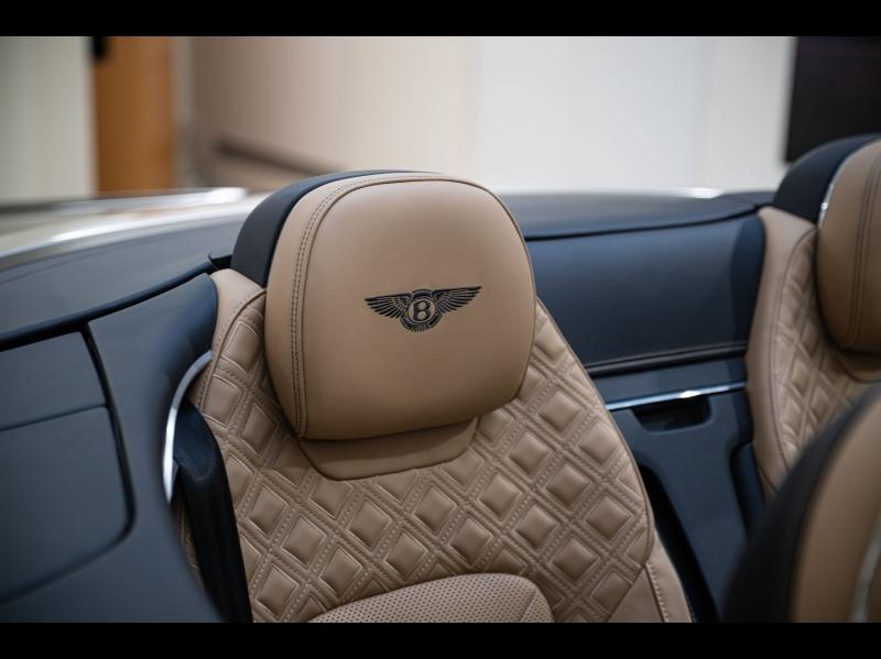 Voitures occasions BENTLEY Continental GTC Base Paris