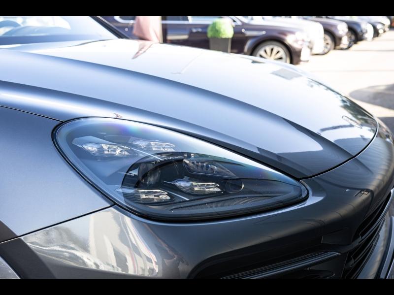 Voitures occasions PORSCHE CAYENNE E-Hybrid Paris