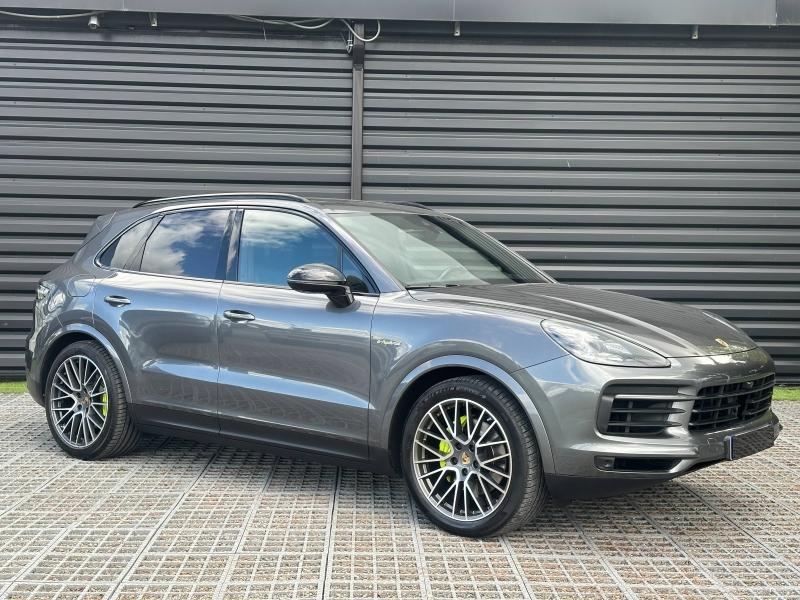Voitures occasions PORSCHE CAYENNE E-Hybrid Paris