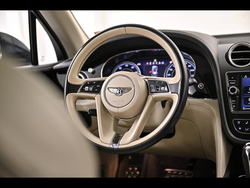 Voitures occasions BENTLEY Bentayga Base Paris