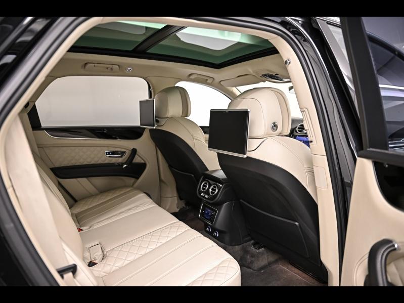 Voitures occasions BENTLEY Bentayga Base Paris