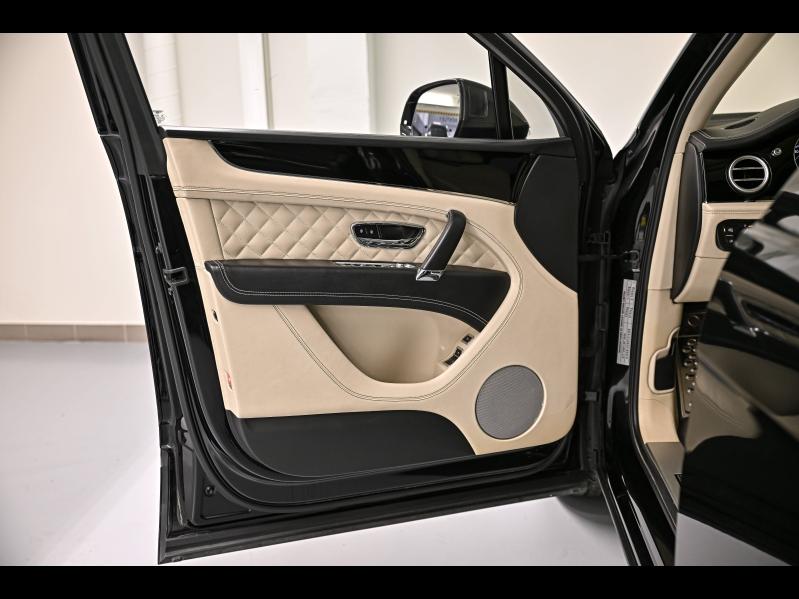 Voitures occasions BENTLEY Bentayga Base Paris