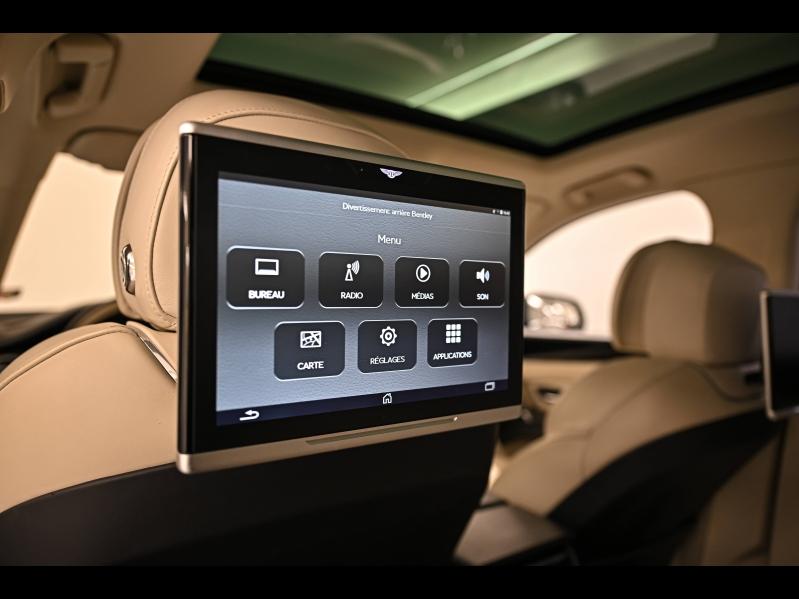 Voitures occasions BENTLEY Bentayga Base Paris