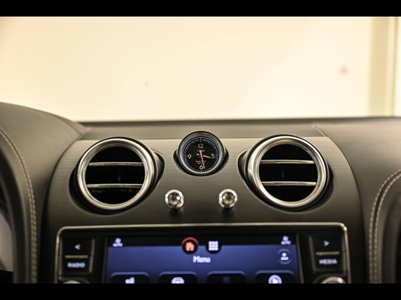 Voitures occasions BENTLEY Bentayga Base Paris