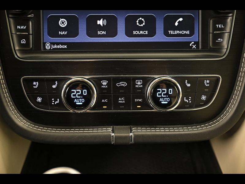Voitures occasions BENTLEY Bentayga Base Paris