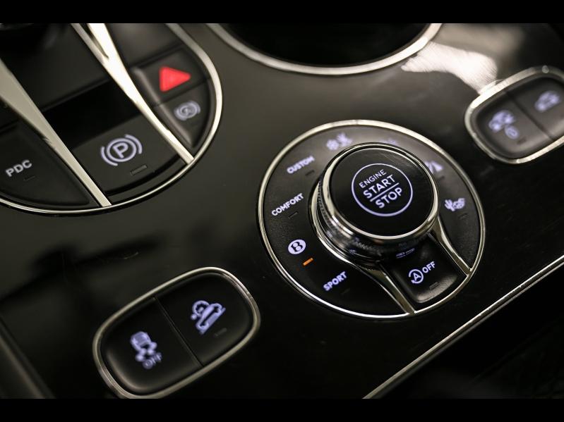 Voitures occasions BENTLEY Bentayga Base Paris