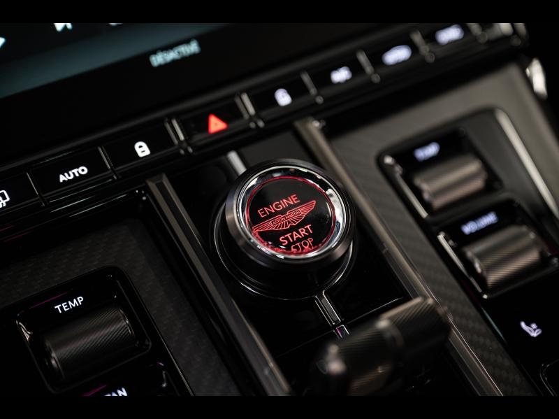 Voitures occasions ASTON MARTIN V8 Vantage Coupé Paris