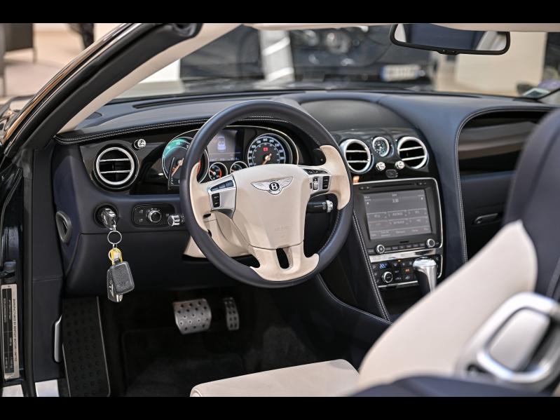 Voitures occasions BENTLEY Continental GTC Base Paris